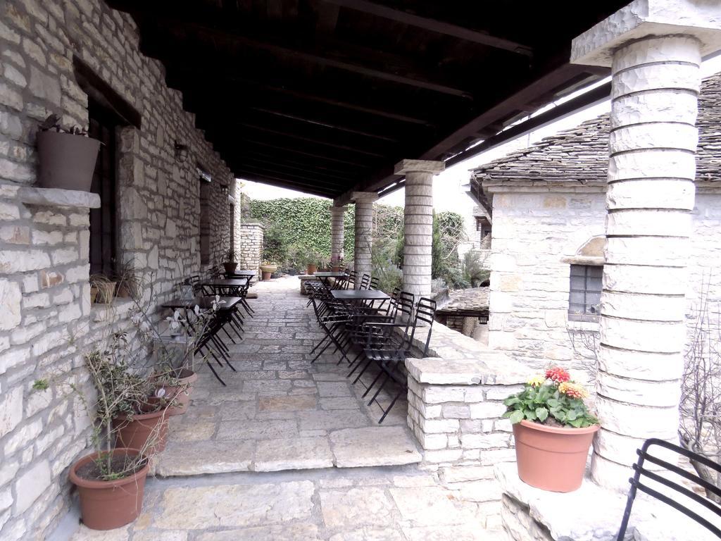 Arhontiko Aristis Hotel Bagian luar foto